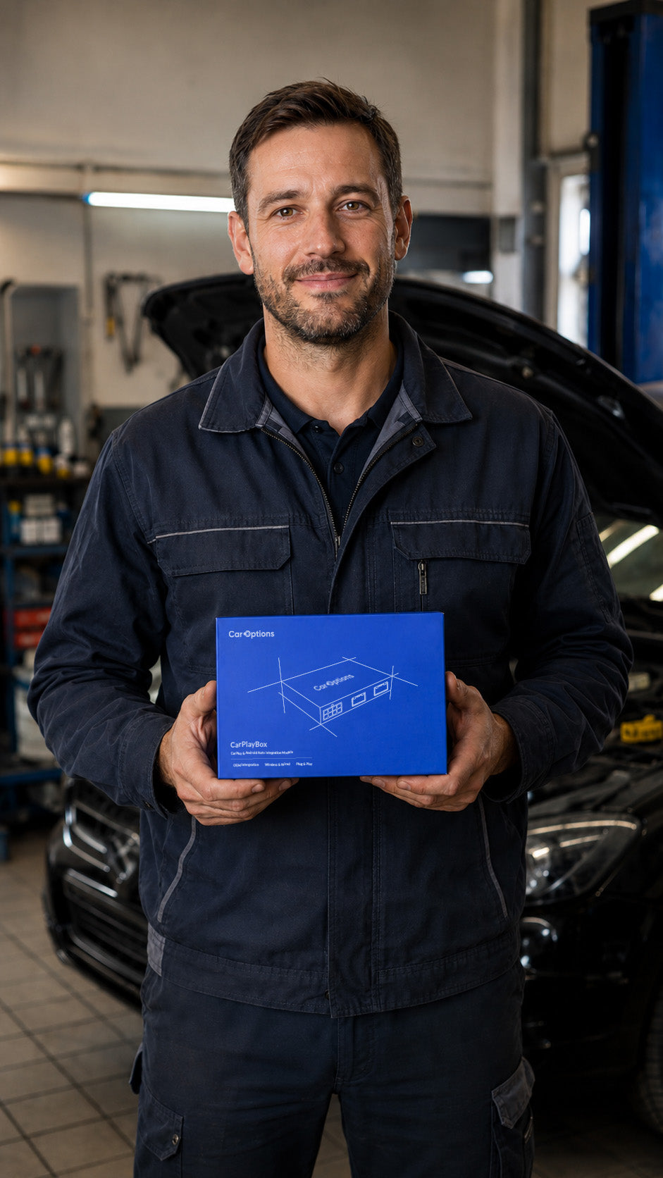 CarPlayBoxin asennus asiakkaan valitsemassa korjaamossa